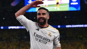 Carvajal marcou o primeiro gol do Real Madrid contra o Borussia Dortmund (foto: Glyn KIRK/AFP)