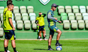 Cauan de Almeida em treino do Amrica (foto: Mouro Panda/Amrica)