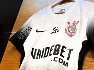 VaideBet corta contrato com Corinthians