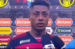 Bruno Henrique, do Flamengo, exalta torcida do Atlético: ‘Empurra e faz a festa’