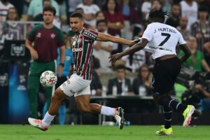 Clube da Premier League prepara oferta por André, do Fluminense