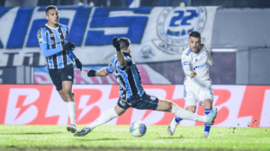 Ramiro, volante do Cruzeiro (foto: Gustavo Aleixo/Cruzeiro)