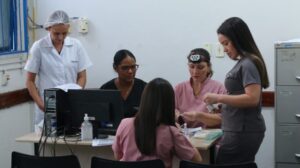 Saúde de Timóteo capacita enfermeiras com foco na Inserção do Dispositivo Intrauterino (DIU)