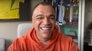 Denilson, campeo mundial e comentarista esportivo (foto: YouTube/Reproduo)