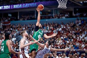 Seleo garantiu vaga em Paris (foto: FIBA/Divulgao)
