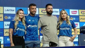 Matheus Henrique, volante do Cruzeiro (foto: Joo Victor Pena/No Ataque)