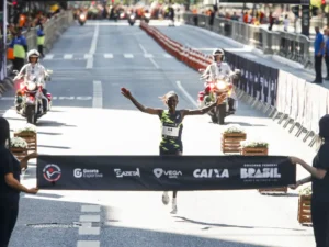 Agnes Keino vence São Silvestre e mantém hegemonia do Quênia; brasileira é bronze