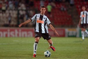 Fellipe Soutto em campo pelo Atltico em 2011 (foto: Alexandre Guzanshe/EM/D.A Press - 11/09/2011)