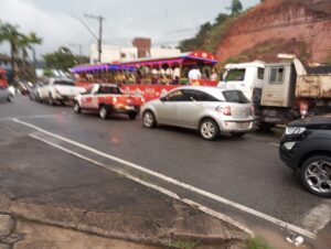 Veja o vídeo: Temporal causa estragos em Timóteo, Fabriciano e Ipatinga