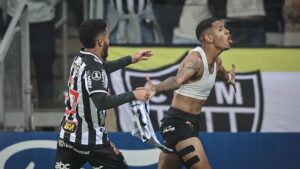 Savinho foi revelado pela base do Atltico e atuou pelo profissional at junho de 2022 (foto: Pedro Souza/Atltico)
