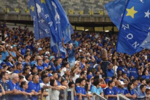 Torcida do Cruzeiro em jogo no Mineiro (foto: Ramon Lisboa/EM D.A Press)