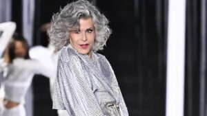 Os 7 looks icônicos de Jane Fonda aos 87 anos