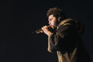 The Weeknd fará filme com astros de Wandinha e Saltburn