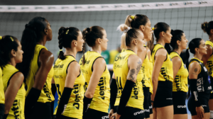 Jogadoras de vlei do Praia Clube (foto: Eliezer Esportes/Praia Clube)