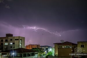 Inmet emite alerta de perigo de tempestade para cidades dos Vales do Jequitinhonha, Mucuri e Rio Doce