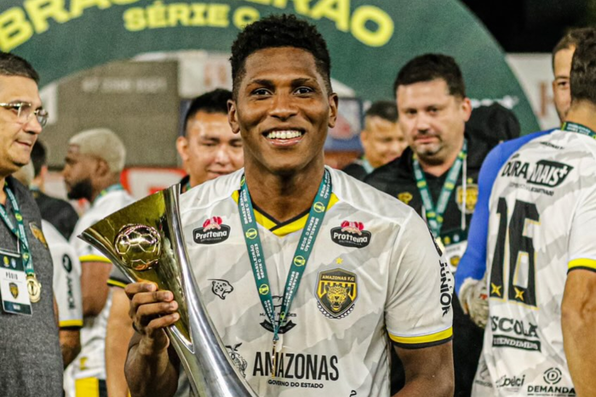 Alison Felipe foi campeo da Srie C pelo Amazonas em 2023 - (foto: Reproduo / Instagram)