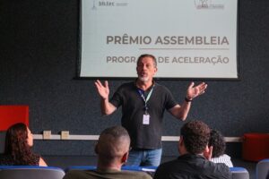 Vencedores do prêmio da Assembleia começam programa de aceleração