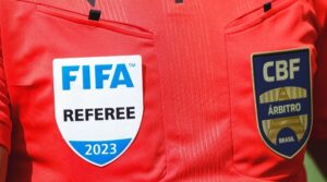 CBF divulga lista de árbitros indicados ao quadro da Fifa em 2025