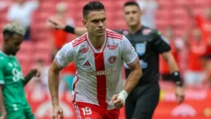 Borr fez os dois gols do Internacional (foto: Ricardo Duarte/Internacional)