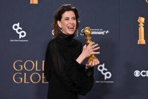 Vencedora do Globo de Ouro, Fernanda Torres torce para times rivais e tem fama de ‘pé-frio’