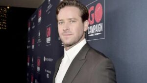 Armie Hammer: Excluído de Hollywood e com agenda cheia