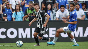 Natanael, novo lateral-direito do Atltico, durante estreia com a camisa alvinegra em amistoso contra o Cruzeiro. nos EUA (foto: Pedro Souza/Atltico)