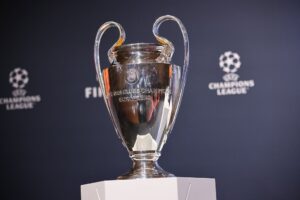 Trofu da Champions League (foto: Twitter/Uefa)