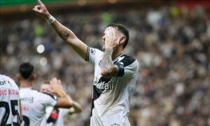 Vegetti marcou um dos gols do Vasco (foto: Matheus Lima/Vasco)