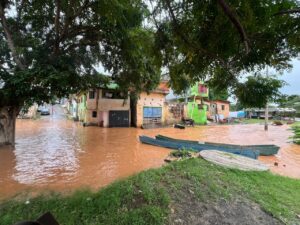 Após alta, Rio Doce deve baixar durante a tarde desta terça-feira (14), em Governador Valadares