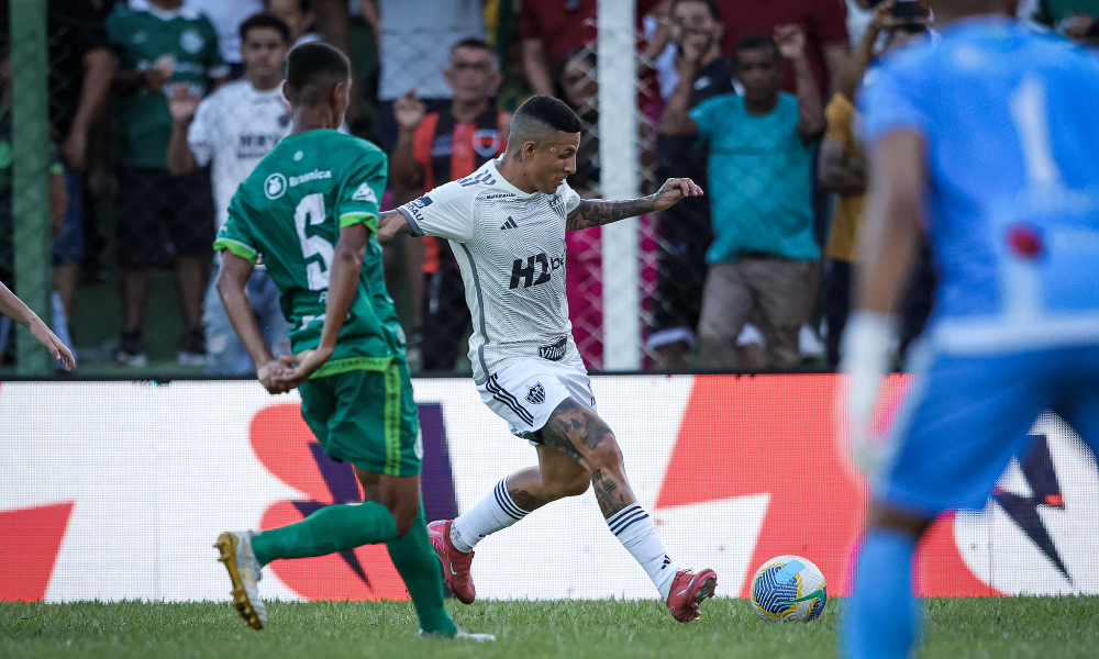 Lance do jogo entre Tocantinpolis e Atltico - (foto: Pedro Souza / Atltico)