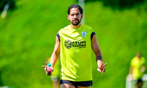 Bentez em treino no CT Lanna Drumond (foto: Mouro Panda/Amrica)