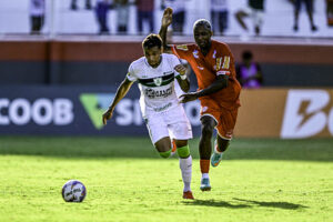 Amrica perde para o Tombense (foto: Mouro panda/Amrica)