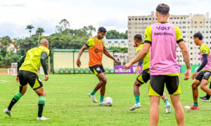 Amrica em treino no CT Lanna Drumond (foto: Mouro Panda / Amrica)