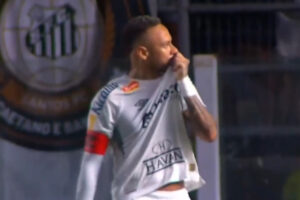 Neymar comemorando gol pelo Santos (foto: Reproduo / TNT Sports)