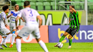 Amrica em jogo contra o Aymors, pela ltima rodada do Mineiro (foto: Mouro Panda/Amrica)