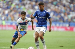 Cruzeiro x Betim no Mineiro (foto: Alexandre Guzanshe/EM/DA Press)