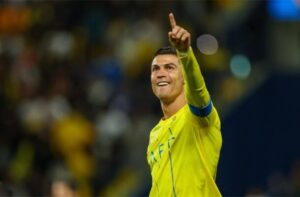 CR7 celebra gol na vitria do Al-Nassr nas oitavas da Champions da sia (foto: Divulgao/@AlNassrFC)