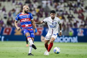 Lance de jogo entre Fortaleza e Bahia pelo Campeonato Brasileiro (foto:  Letcia Martins / EC Bahia)