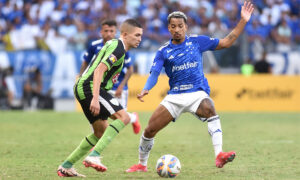 Cruzeiro e Amrica empataram por 1 a 1 no Mineiro (foto: Ramon Lisboa/EM D.A Press)