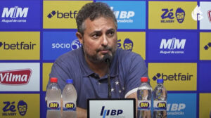 Alexandre Mattos, CEO de futebol do Cruzeiro, em coletiva (foto: Reproduo/TV Cruzeiro)