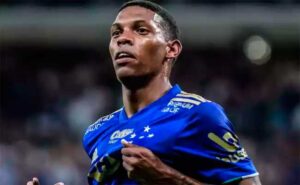 Vitor Leque atuou pelo Cruzeiro entre 2021 e 2022 (foto: Gustavo Aleixo/Cruzeiro)