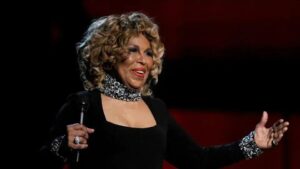 Roberta Flack, a voz de 'Killing Me Softly', falece aos 88 anos