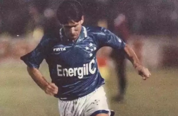 Roberto Gacho, ex-atacante - (foto: Cruzeiro / Reproduo)