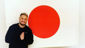 Fisioterapeuta da CBV, Rogrio Guedes monitora atletas da Seleo Brasileira no Japo (foto: Reproduo/Instagram)