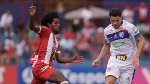 Lance do empate por 1 a 1 entre Betim e Villa Nova, pela stima rodada do Mineiro (foto: Breno Babu/BETIM FUTEBOL)