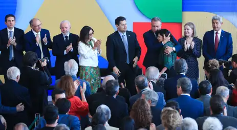 Brasília (DF), 10/03/2025  - O presidente da República, Luiz Inácio Lula da Silva, dará posse ao novo ministro da Saúde, Alexandre Padilha, e à nova ministra da Secretaria de Relações Institucionais da Presidência da República, Gleisi Hoffmann.. Foto: Lula Marques/Agência Brasil