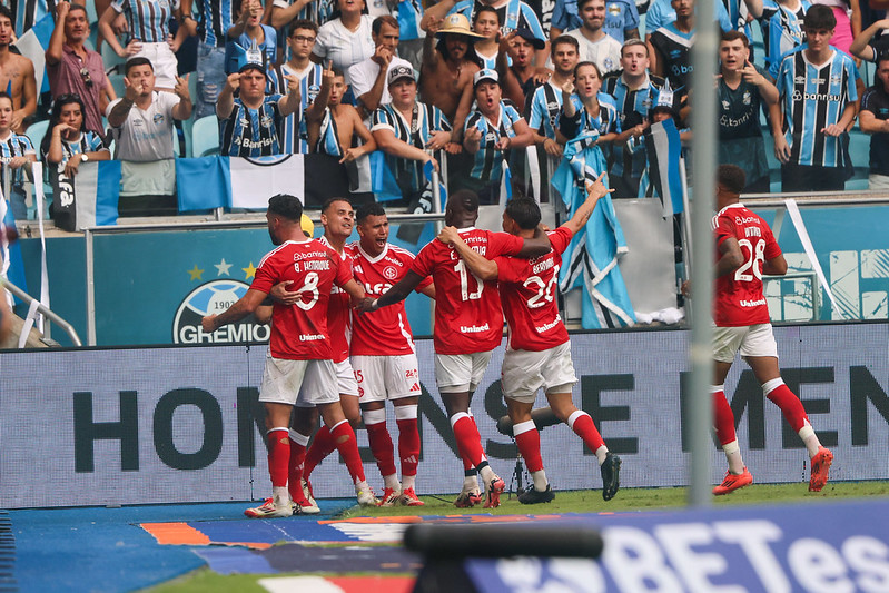 Internacional vence rival Grmio no primeiro jogo da final do Gacho - (foto: Divulgao/Internacional) Internacional vence rival Grmio no primeiro jogo da final do Gacho - (foto: Divulgao/Internacional)