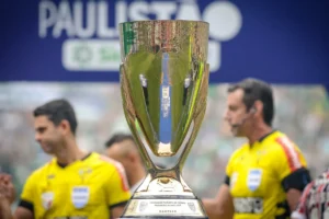 Trofu do Campeonato Paulista (foto: Rodrigo Corsi/FPF)