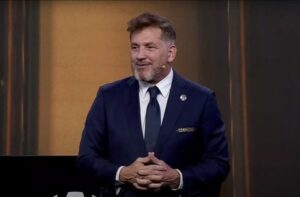 Presidente da Conmebol tira comentrios em rede social aps fala polmica sobre brasileiros < No Ataque