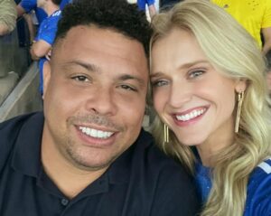 Ronaldo e Celina Locks, sua esposa (foto: Redes socias/Reproduo)